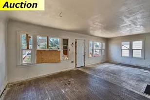 2504 Hawthorne St, Sacramento, CA 95815 - Photo 8
