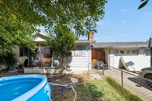4365 Olivehurst Ave, Olivehurst, CA 95961 - Photo 10