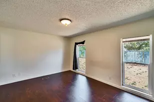 2729 Toy Ave, Sacramento, CA 95822 - Photo 16