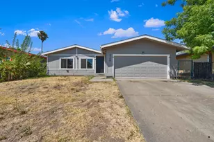 2729 Toy Ave, Sacramento, CA 95822 - Photo 2