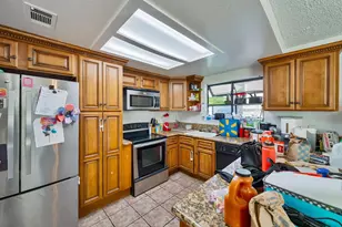 9412 Aizenberg Cir, Elk Grove, CA 95624 - Photo 8