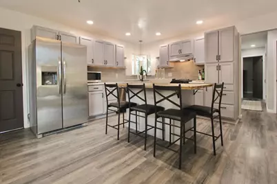 4566 Freeway Circle, Sacramento, CA 95841 - Photo 6