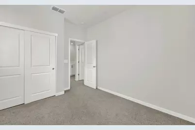 5301 E Commerce Way #67104, Sacramento, CA 95835 - Photo 34