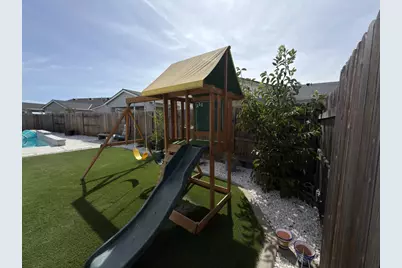 1009 Gunnison Drive, Roseville, CA 95747 - Photo 14