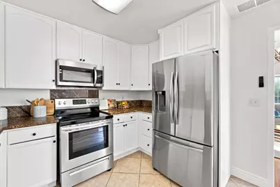 3972 Deer Cross Way, Sacramento, CA 95823 - Photo 12
