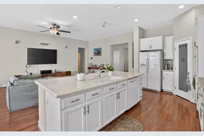 6216 Ravenna Way, Elk Grove, CA 95757 - Photo 10