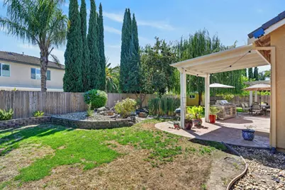 6216 Ravenna Way, Elk Grove, CA 95757 - Photo 4