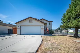 5300 Jacinto Ave, Sacramento, CA 95823 - Photo 2