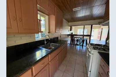 4046 Washington Avenue, Sacramento, CA 95820 - Photo 14