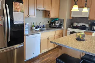 38019 Cherry Ln, Woodland, CA 95695 - Photo 2