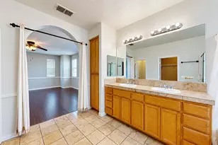 3818 Red Oak Ln, Stockton, CA 95205 - Photo 10