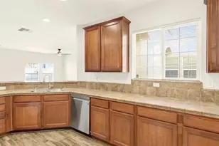 3301 N Park Dr, Sacramento, CA 95835 - Photo 10