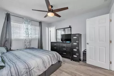 6133 Glenbrook Lane, Stockton, CA 95207 - Photo 6