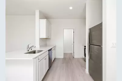 822 S Rossi Avenue, Stockton, CA 95215 - Photo 6