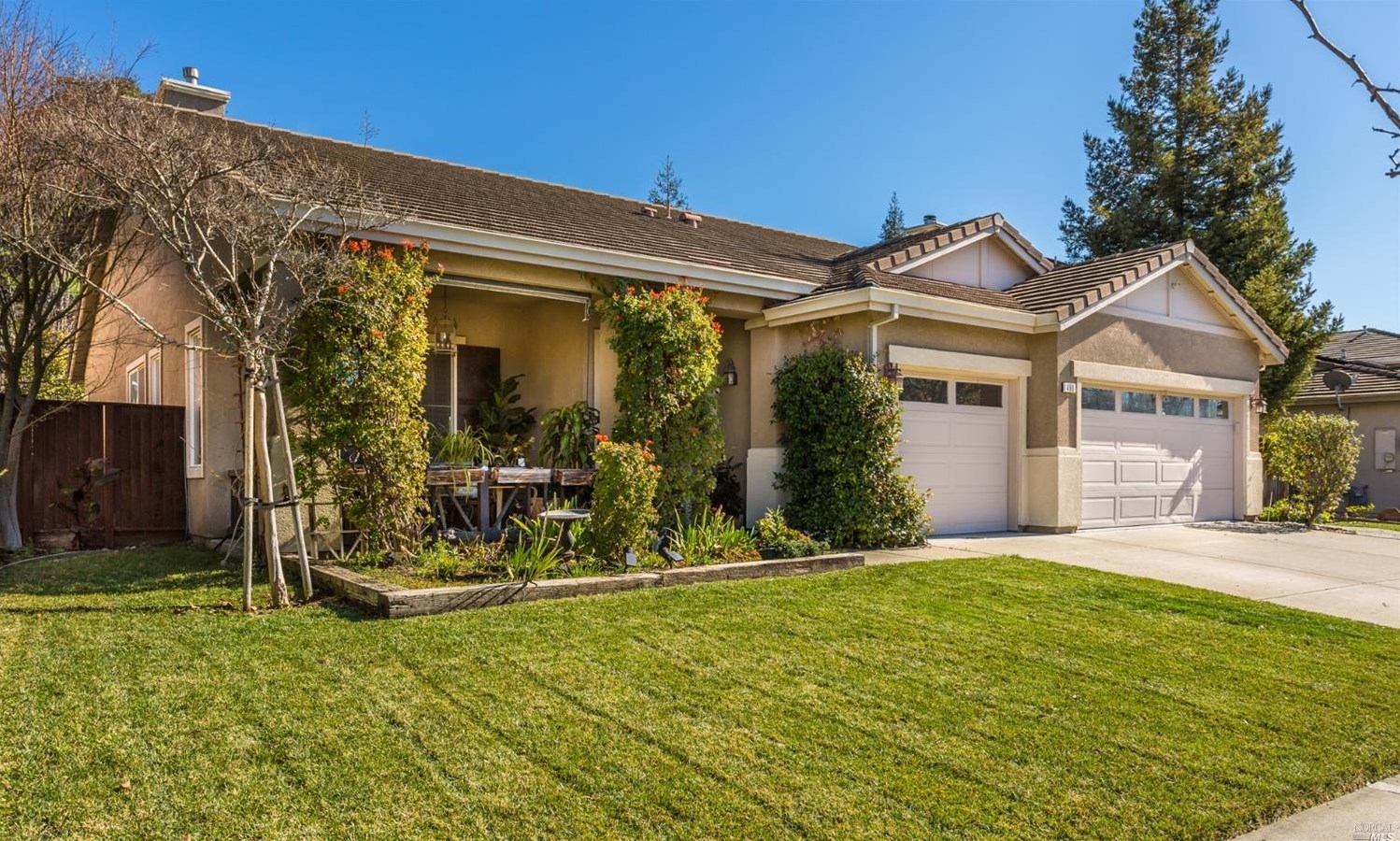 466 Mountain Meadows Dr, Fairfield, CA 94534-6759