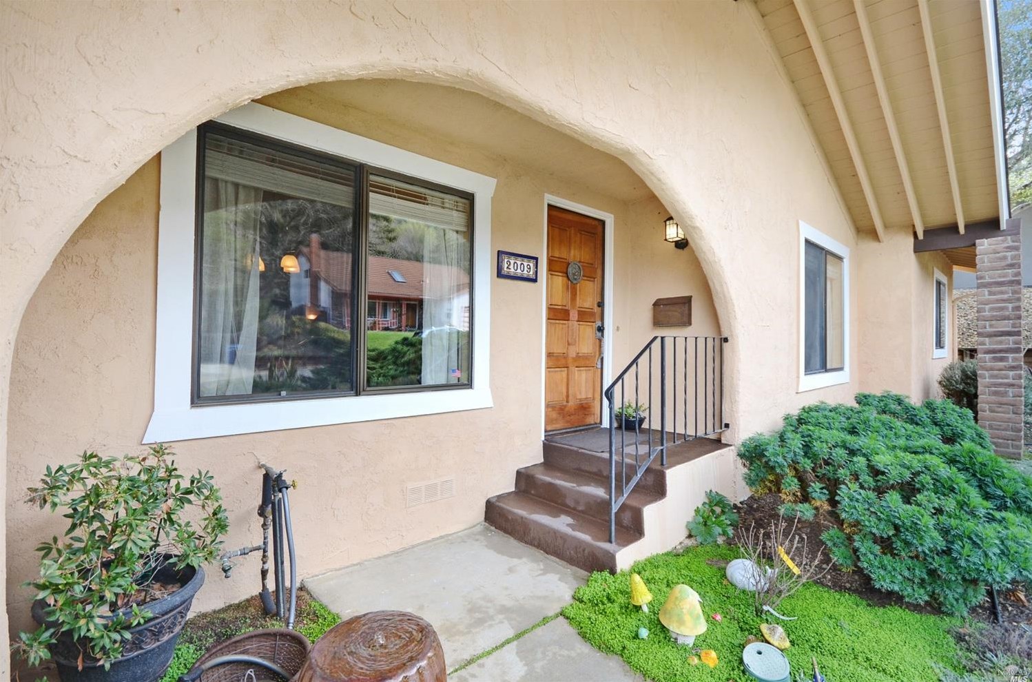 2009 Eldorado Ct, Novato, CA 94947-3775