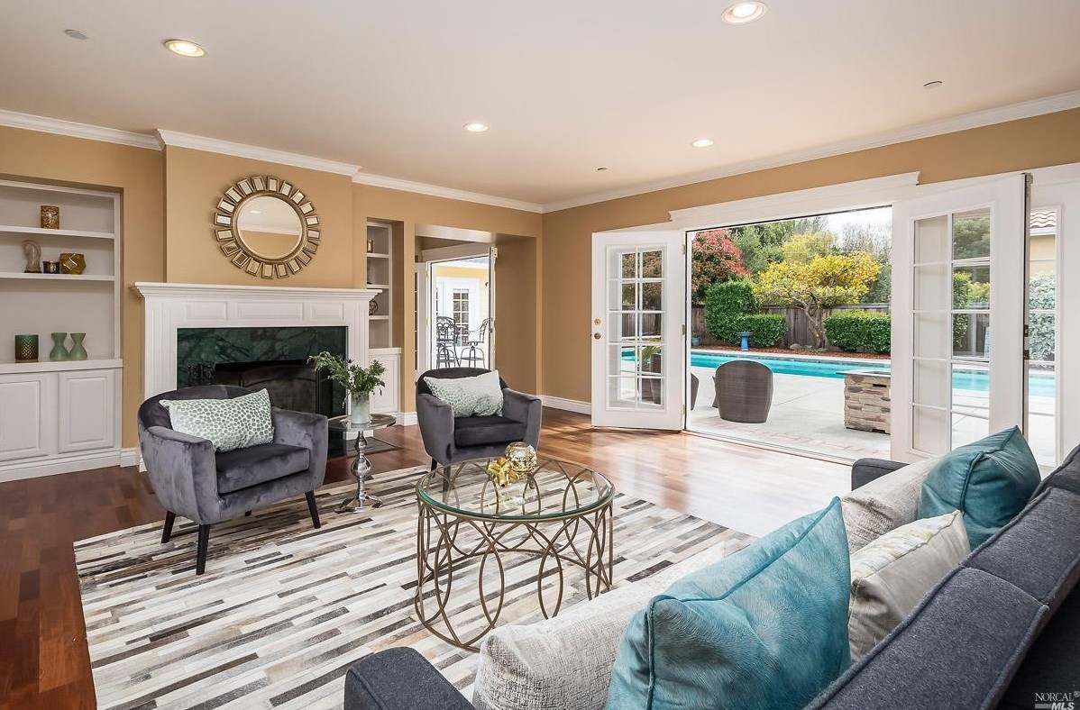 2121 Vineyard Rd, Novato, CA 94947-3769