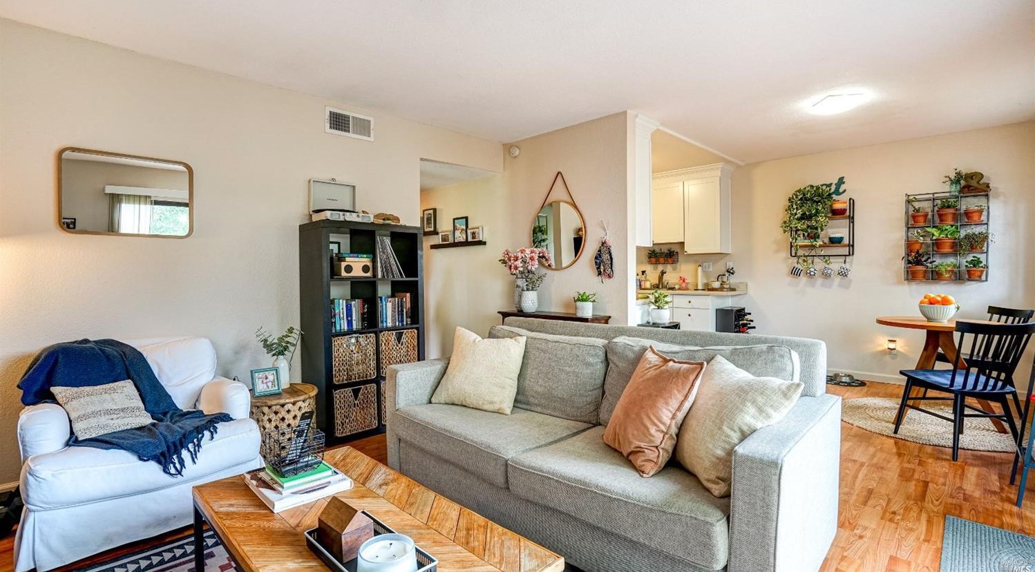 109 Vista View Dr, The Geysers, CA 95425-3373