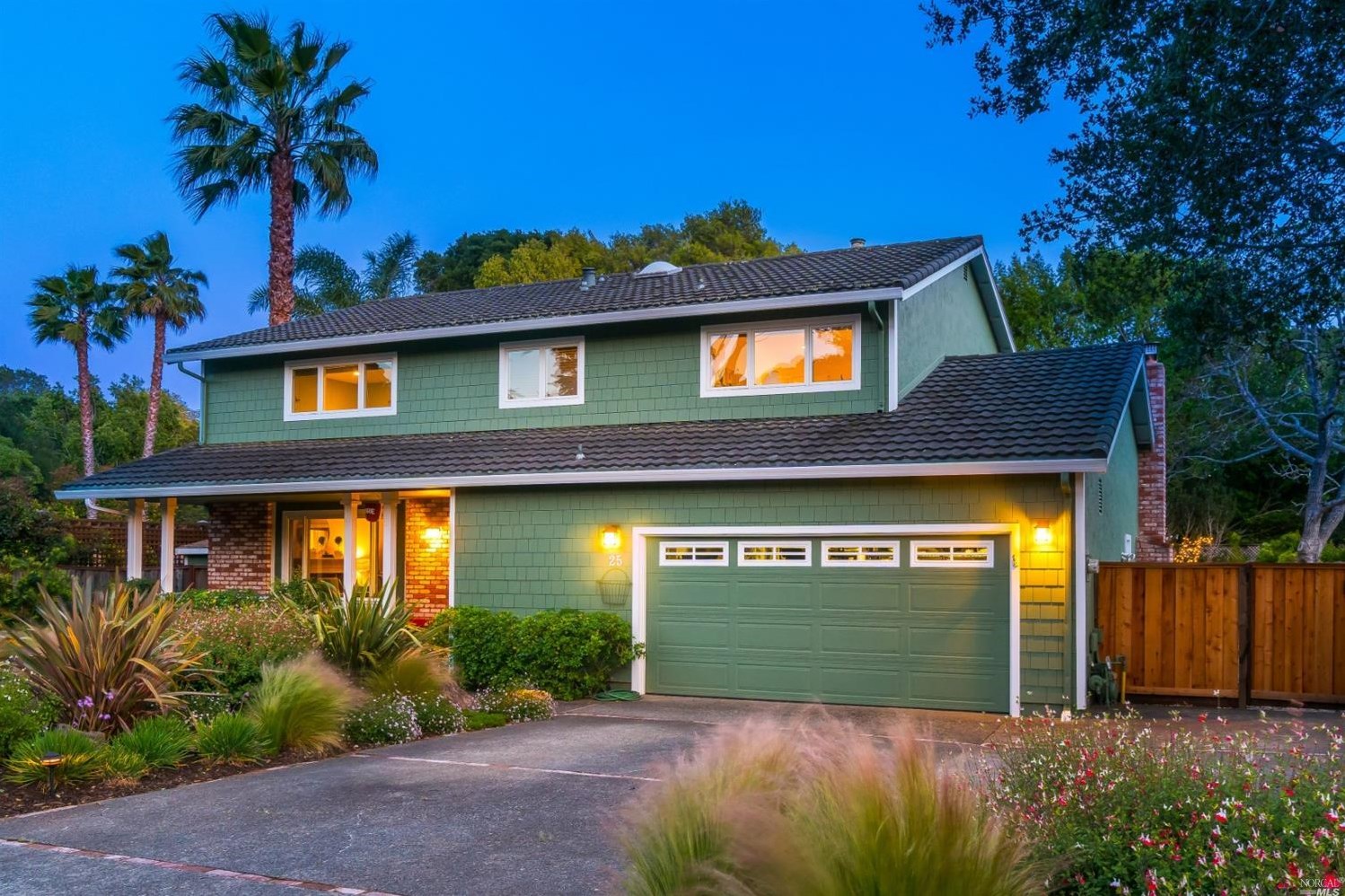 25 Wild Horse Valley Dr, Novato, CA 94947-3613