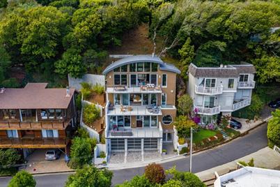 105 Crescent Avenue - Photo 1