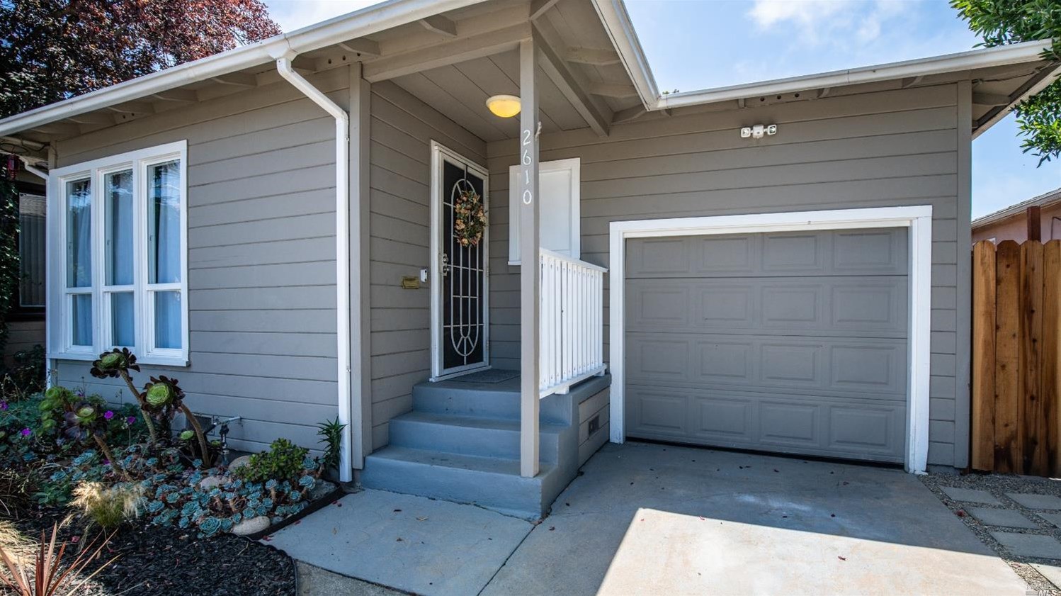 2610 Maricopa Ave, Richmond CA  94804-1012 exterior