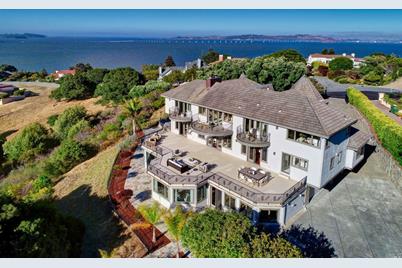 4 Park Place - Photo 1