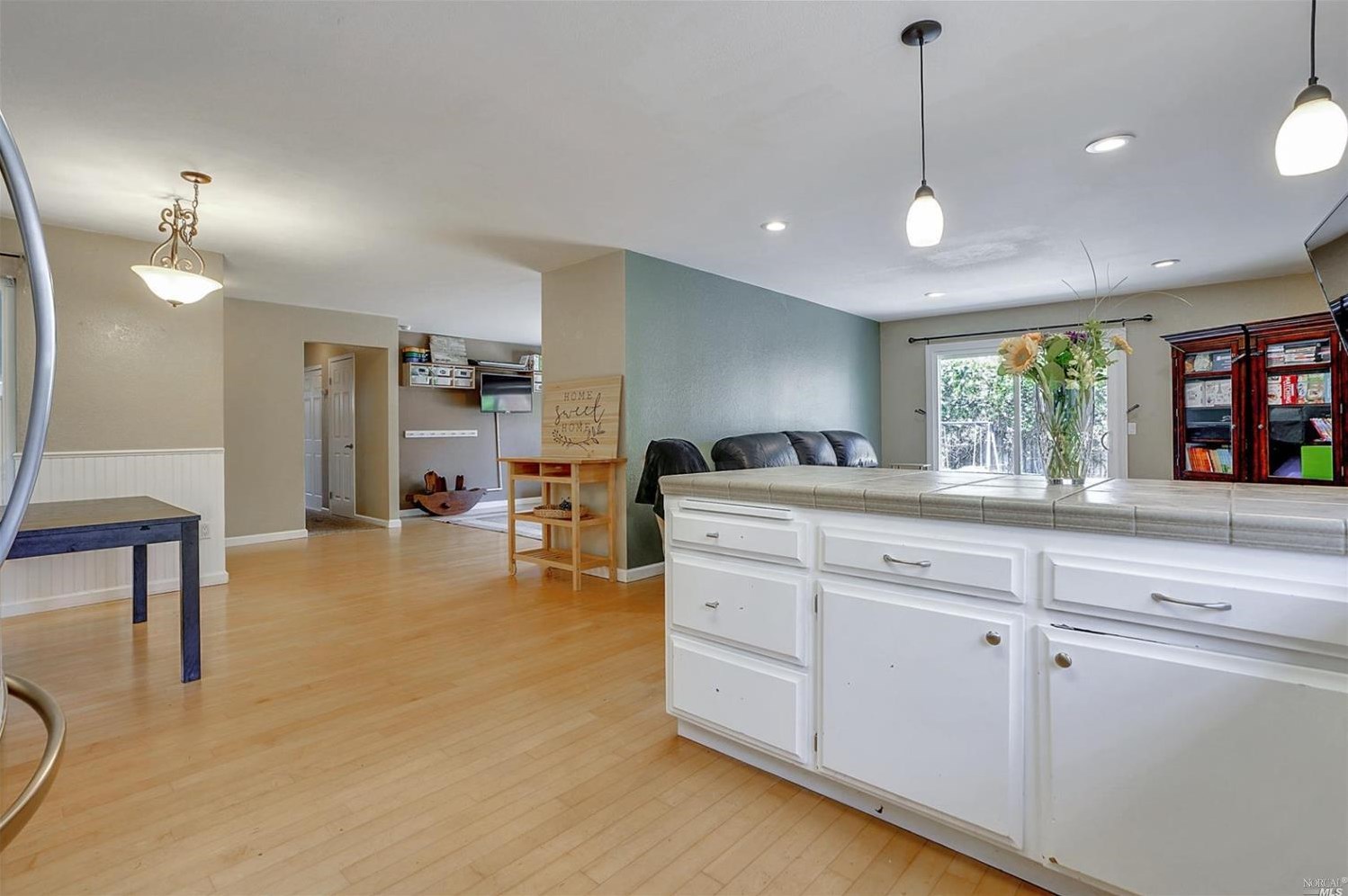 466 Harper Ct, Windsor, CA 95492-9180