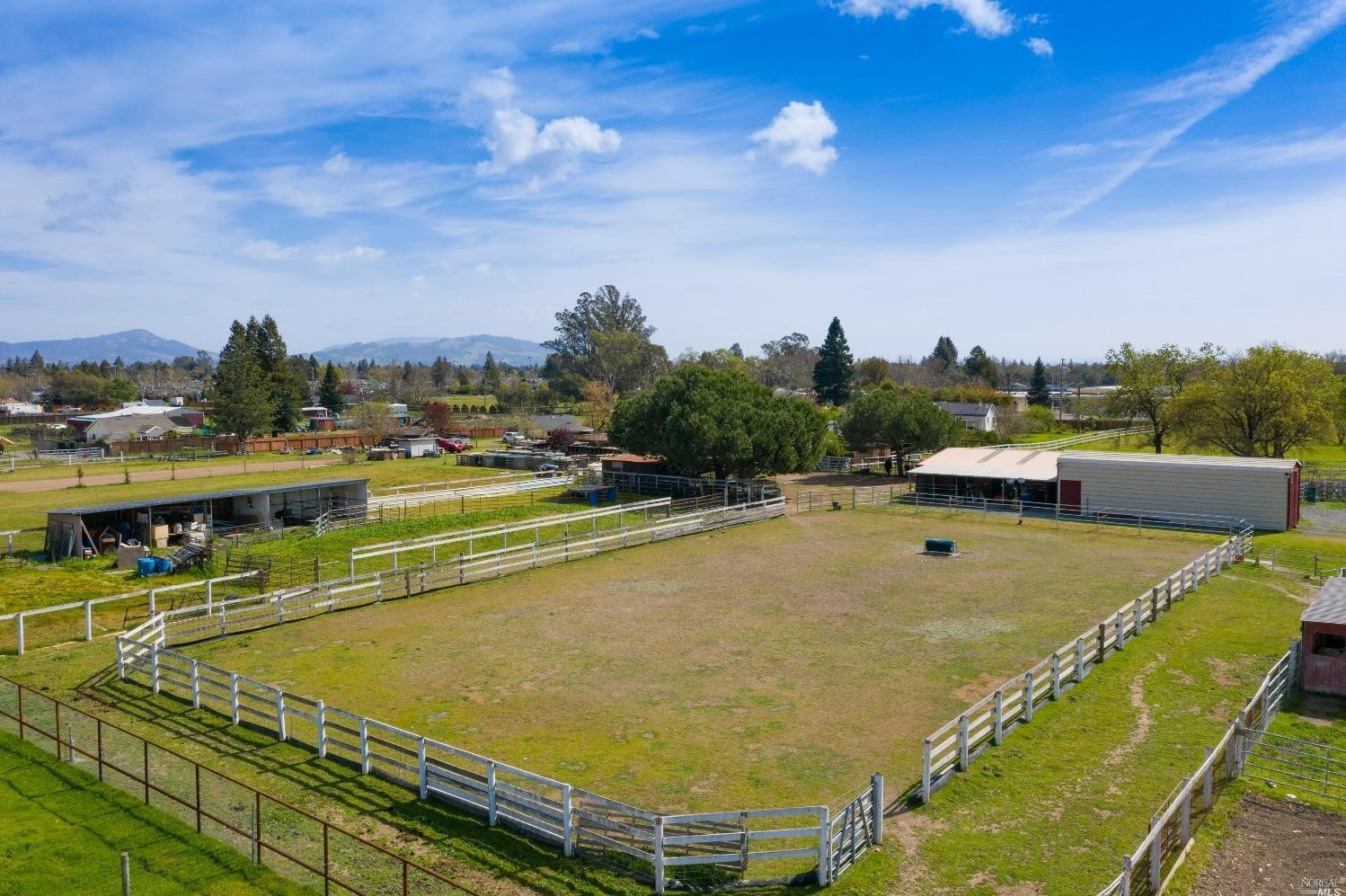 2625 Piner Rd, Santa Rosa, CA 95401-4036