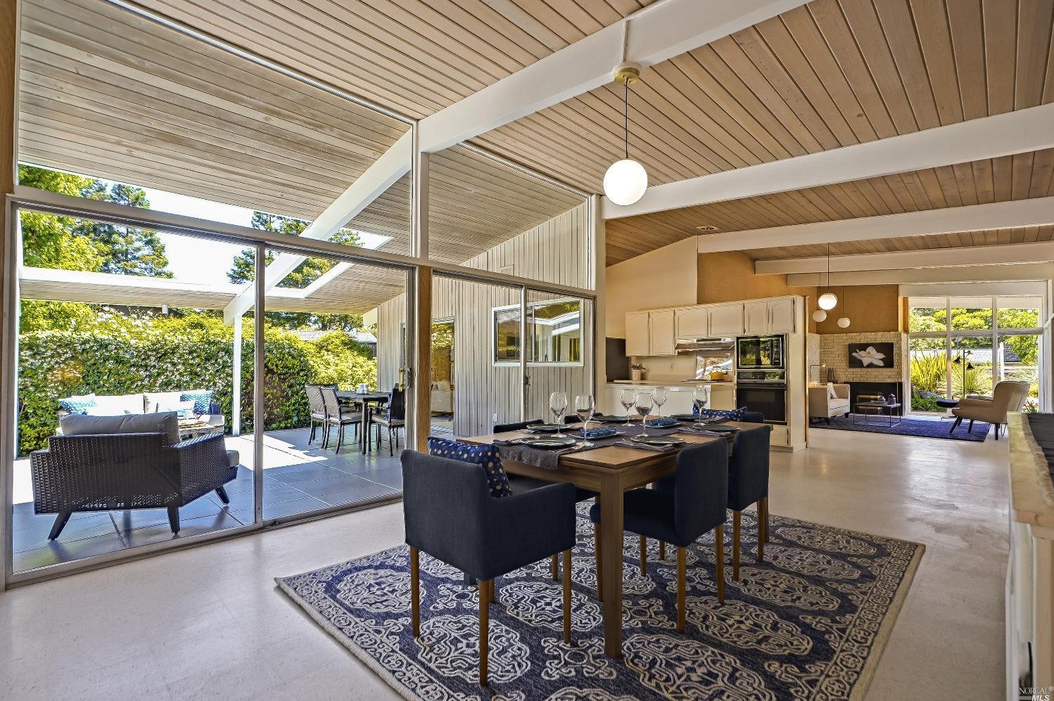 2180 Vineyard Rd, Novato, CA 94947-3758
