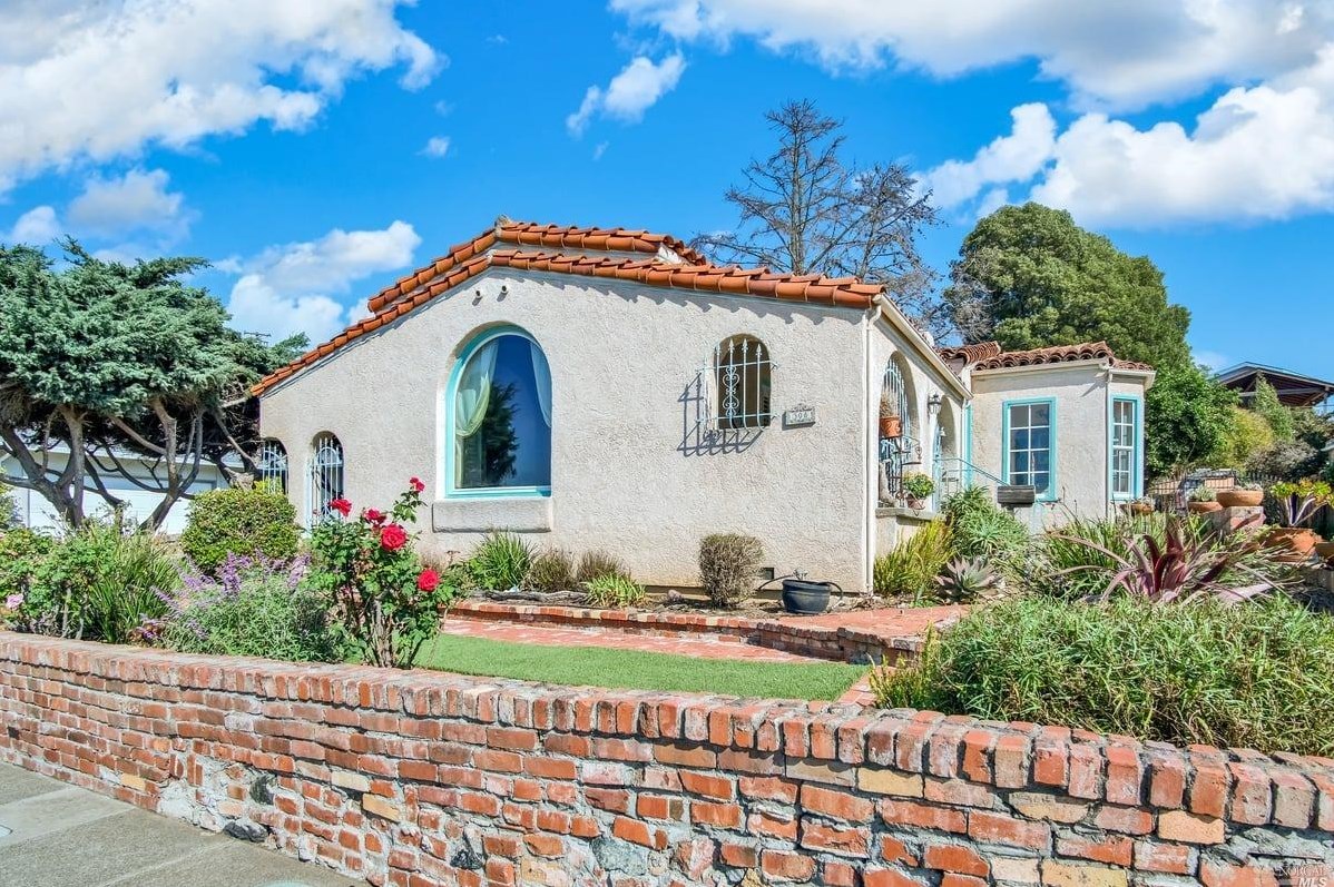 308 Rollingwood Dr, Vallejo, CA 94591-6732