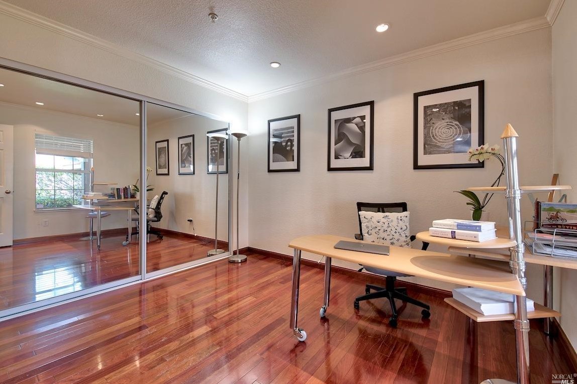 52 Bridle Path Ln, Novato CA  94945-1469 exterior