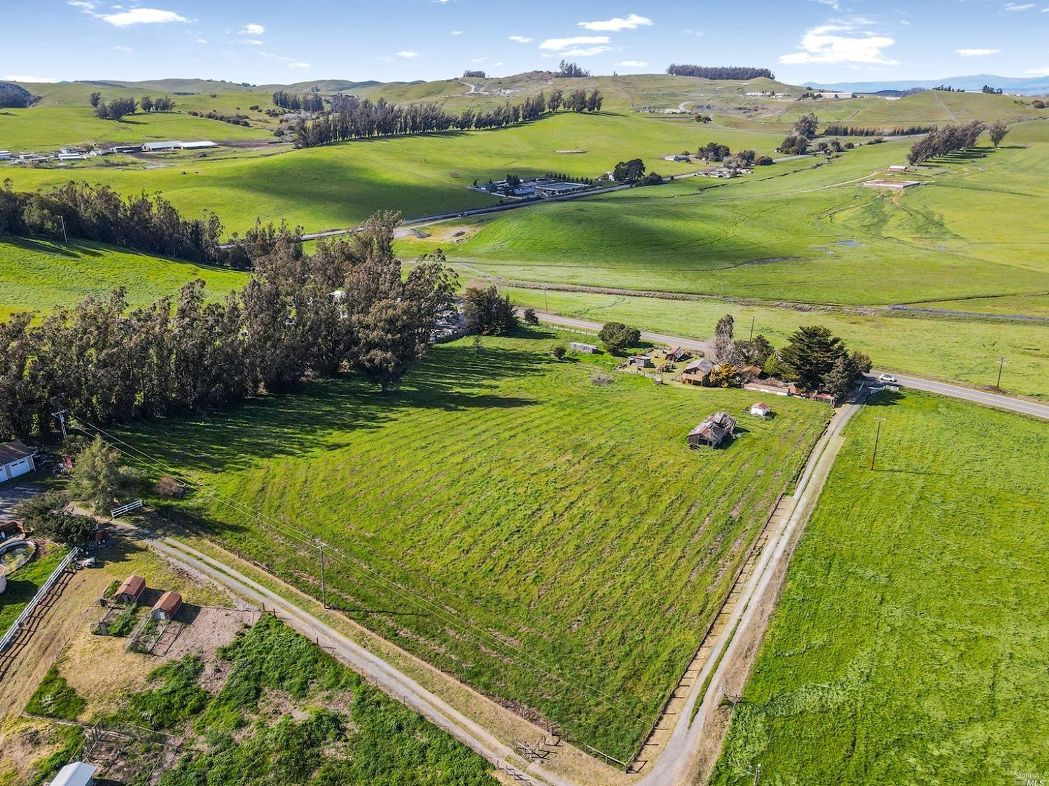 1635 Pepper Rd, Petaluma, CA 94952