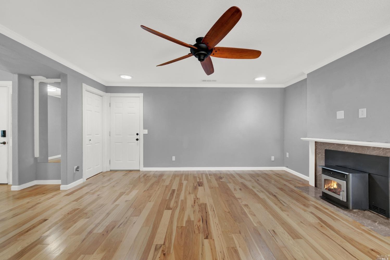 2511 Carnation Dr, Fairfield CA  94533-1511 exterior