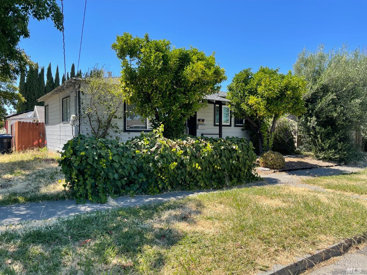 201 Madison St, Fairfield, CA 94533-6131