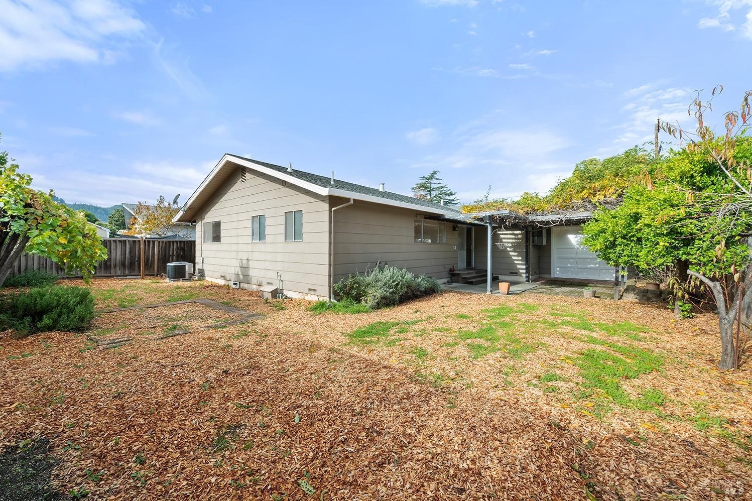 122 Rosewood Dr, The Geysers, CA 95425-3930