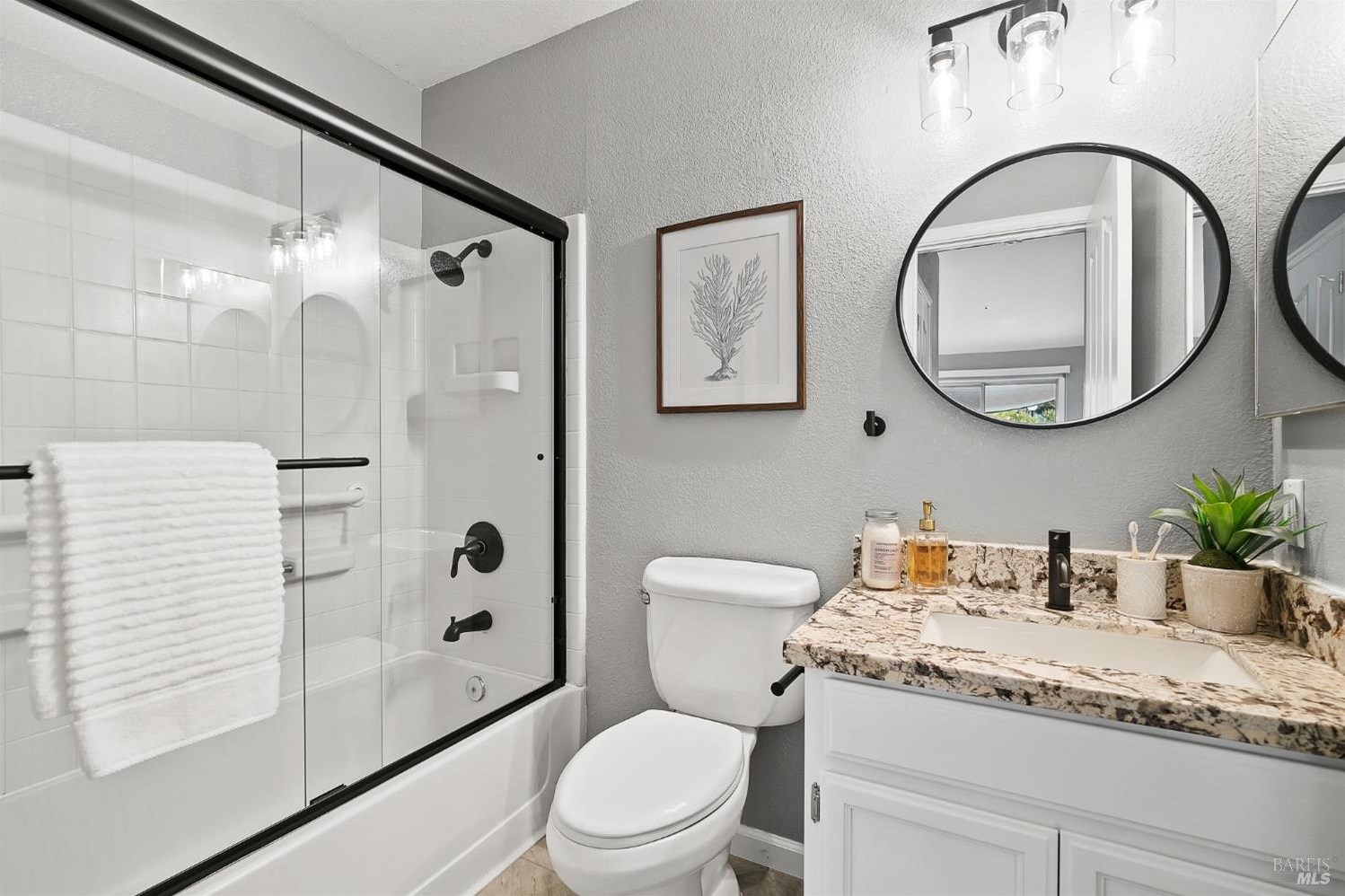 1771 Casa Grande St, Benicia CA  94510-2337 exterior