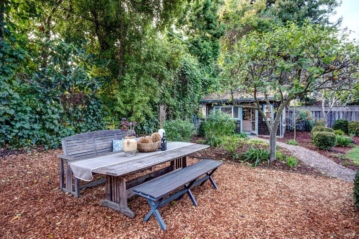 55 Alder Ave, San Anselmo CA 94960-1706 exterior