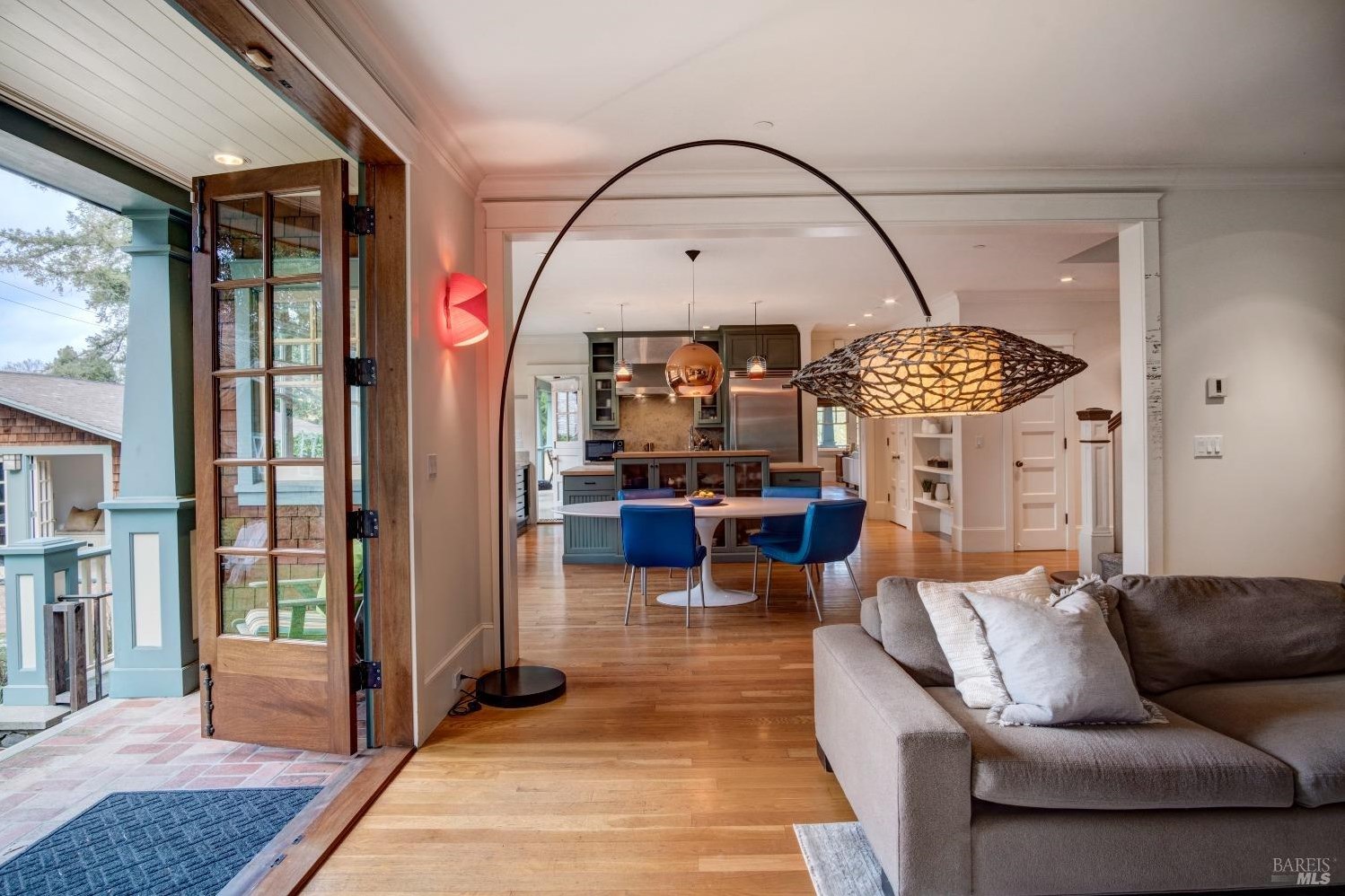 55 Alder Ave, San Anselmo CA 94960-1706 exterior