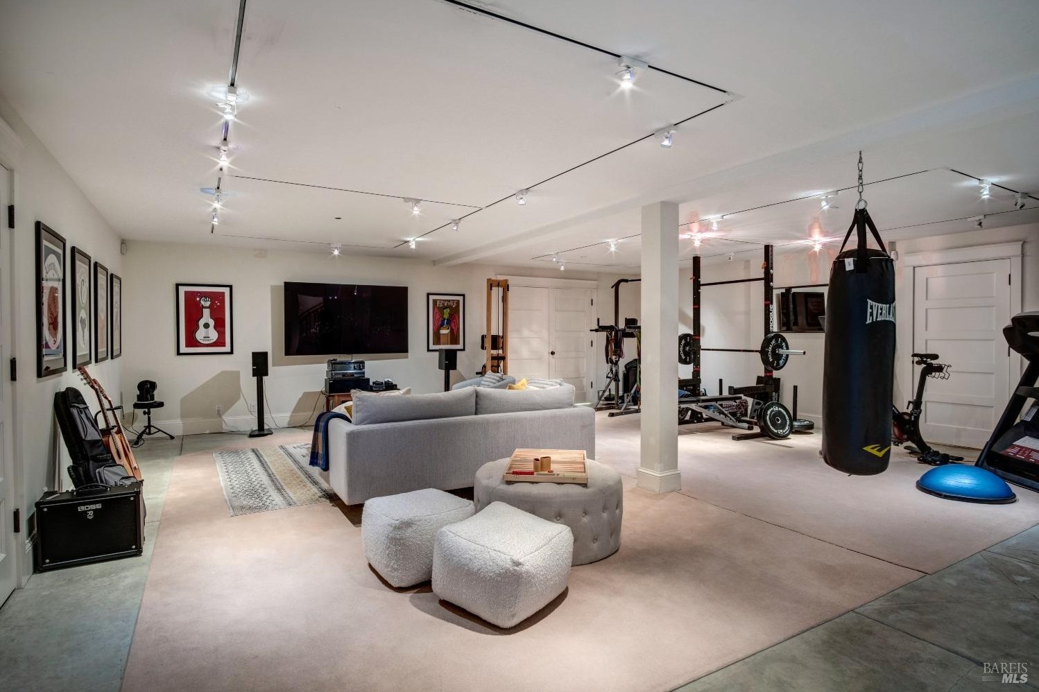 55 Alder Ave, San Anselmo CA 94960-1706 exterior