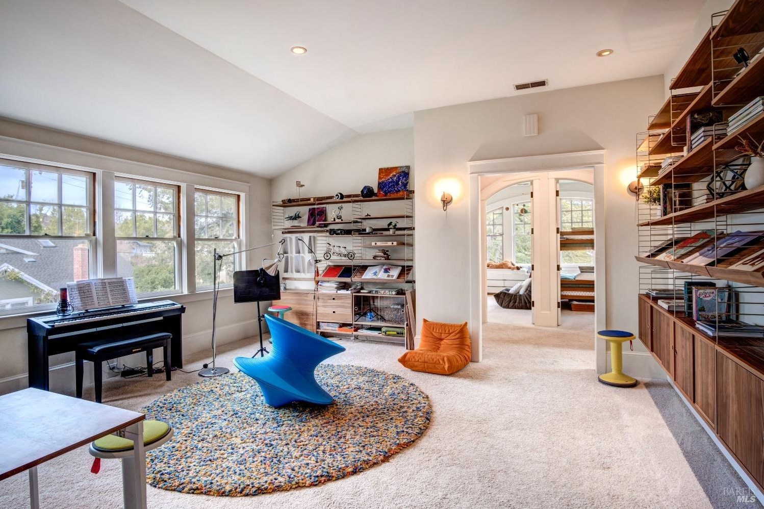 55 Alder Ave, San Anselmo CA 94960-1706 exterior