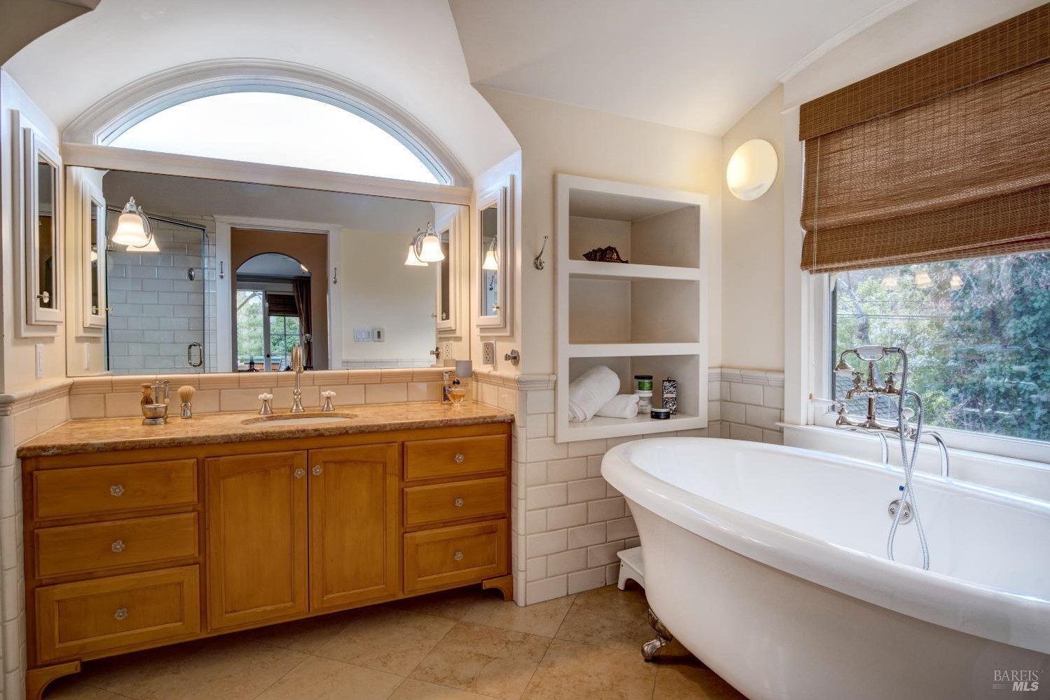 55 Alder Ave, San Anselmo CA 94960-1706 exterior