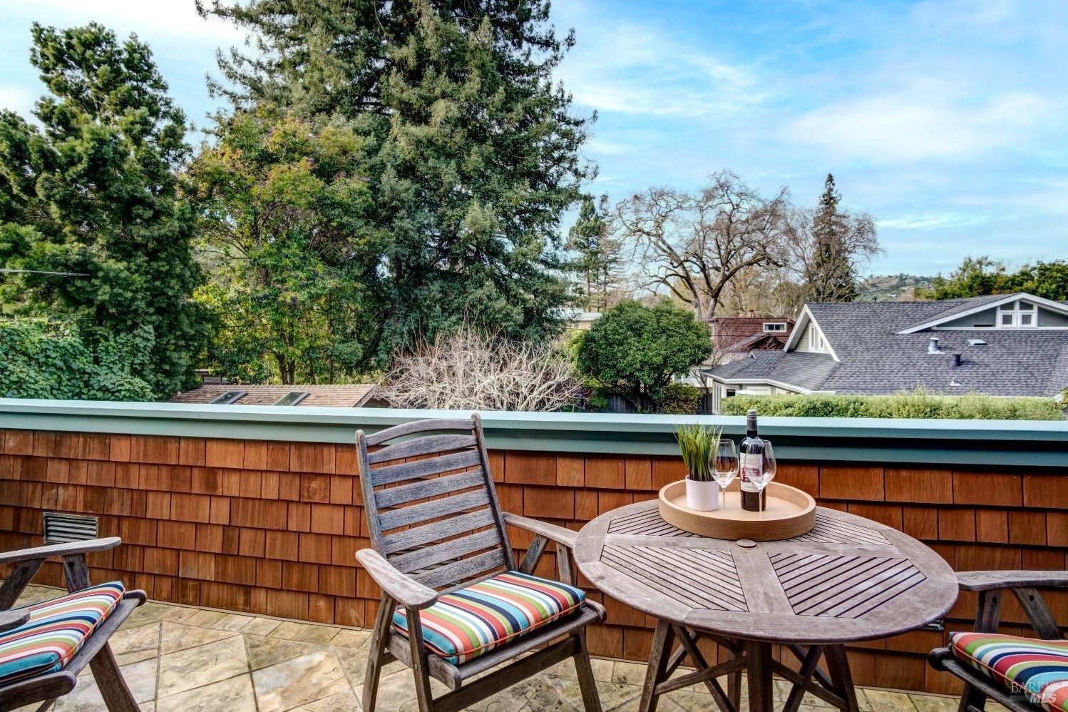 55 Alder Ave, San Anselmo CA 94960-1706 exterior