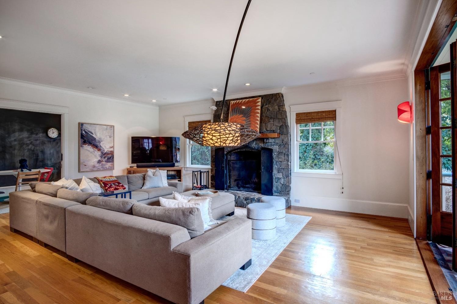 55 Alder Ave, San Anselmo CA 94960-1706 exterior