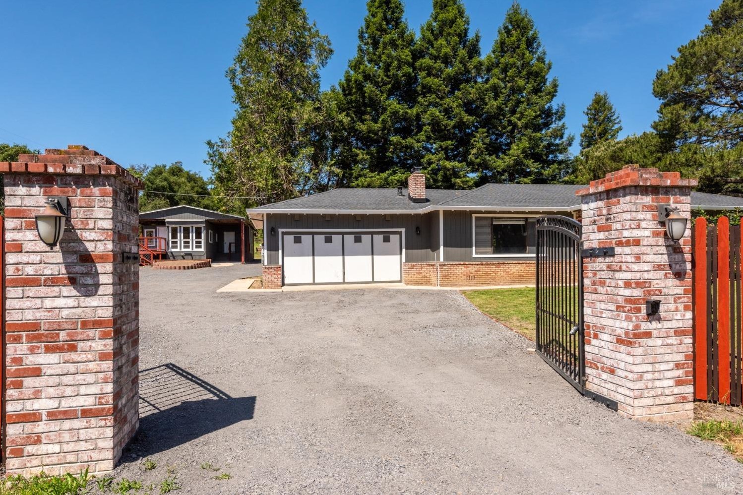 2110 Schaeffer Rd, Sebastopol, CA 95472-5555