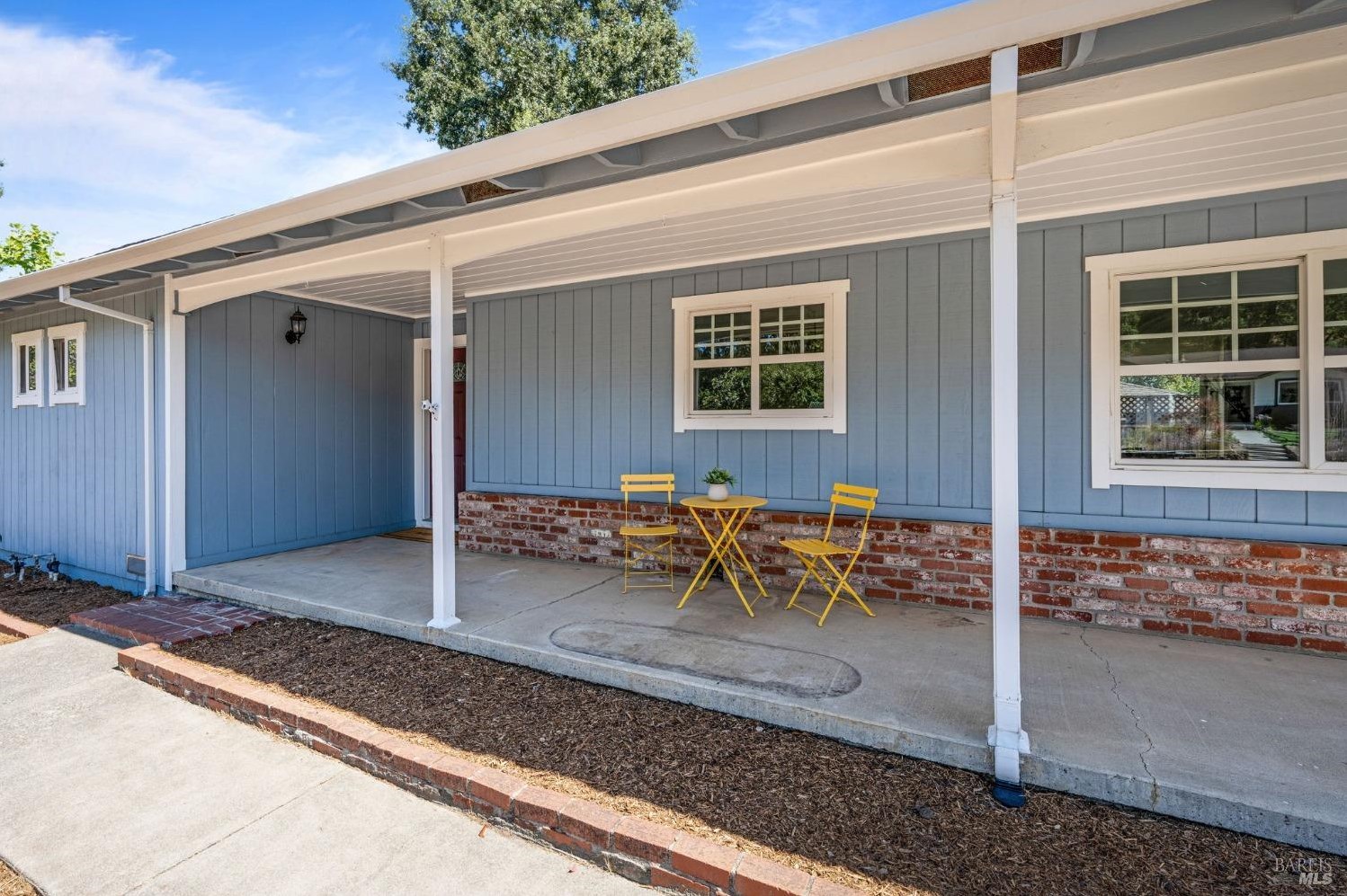 2376 Dominic Dr, Novato, CA 94947-2850