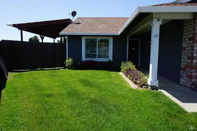 121 Forsythia Court, Vallejo, CA 94589 - Photo 2