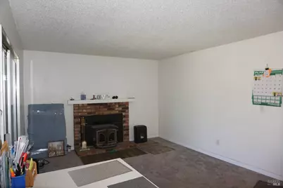 121 Forsythia Court, Vallejo, CA 94589 - Photo 10