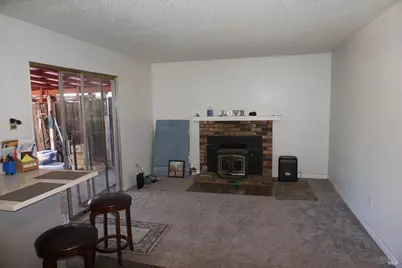 121 Forsythia Court, Vallejo, CA 94589 - Photo 6