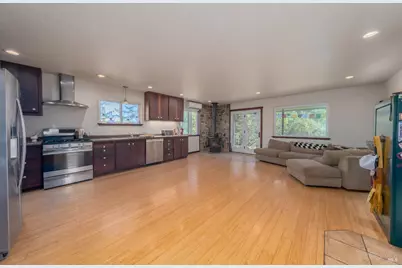 8450 Orr Springs Road, Ukiah, CA 95482 - Photo 8