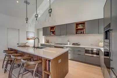 110 Vintners Court, Napa, CA 94559 - Photo 8